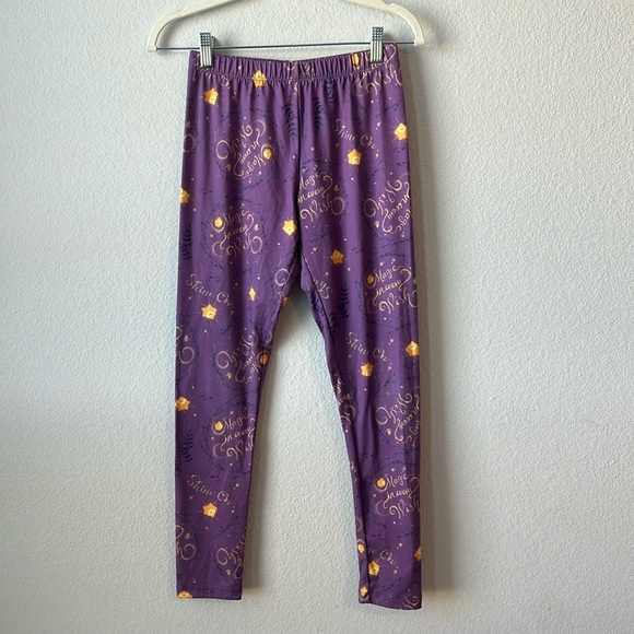 Disney Other - Disney "Wish" Graphic Leggings